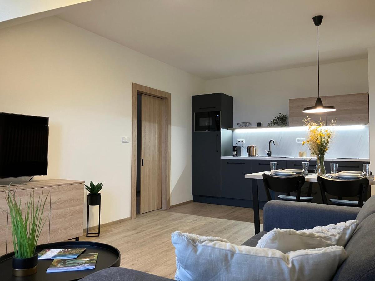 Apartman Nahore Vacov Kültér fotó